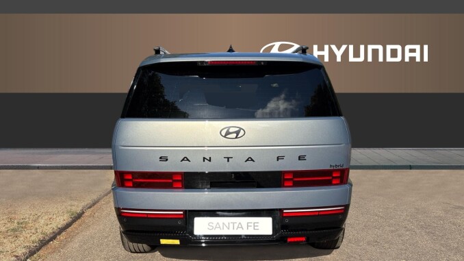 Hyundai SANTA FE 1.6 TGDi 239 Hybrid Calligraphy 5dr 4WD Auto Hybrid Estate - Image 6